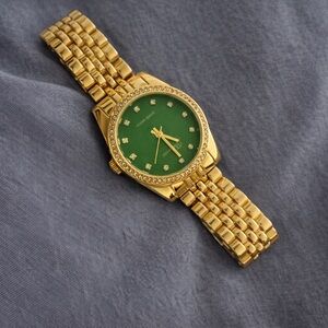 Fashion Jewelry Gold Watch with Green Dial